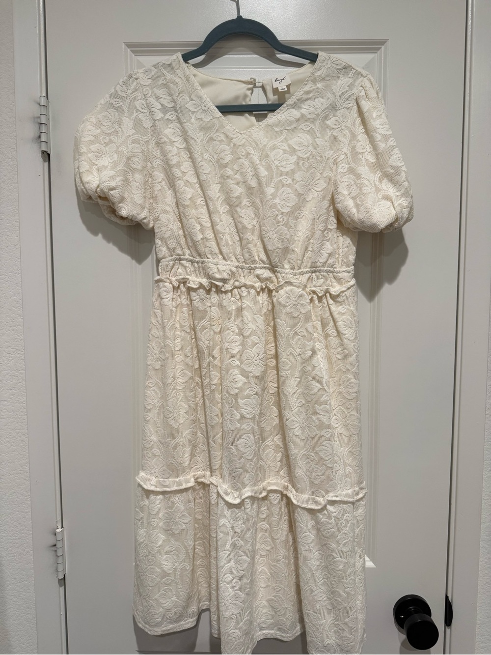 Ivory Lace Puff-Sleeve Midi Dress